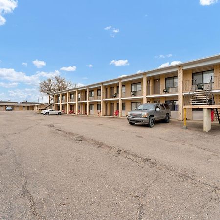 Ranchmen Motel Medicine Hat Exterior foto