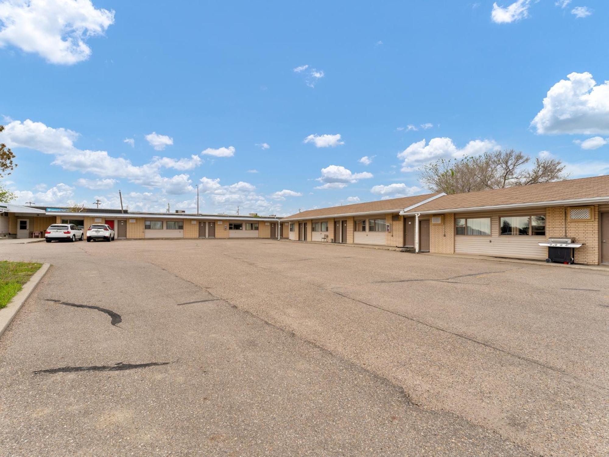 Ranchmen Motel Medicine Hat Exterior foto